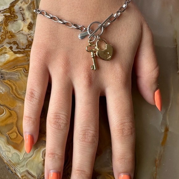 14k real solid yellow gold 925 Silver Heart Charm Bracelet - Picture 2 of 6